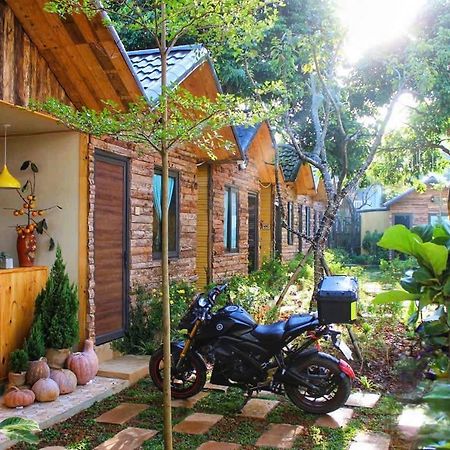 Hotel Mocha House Lang Mon Esterno foto